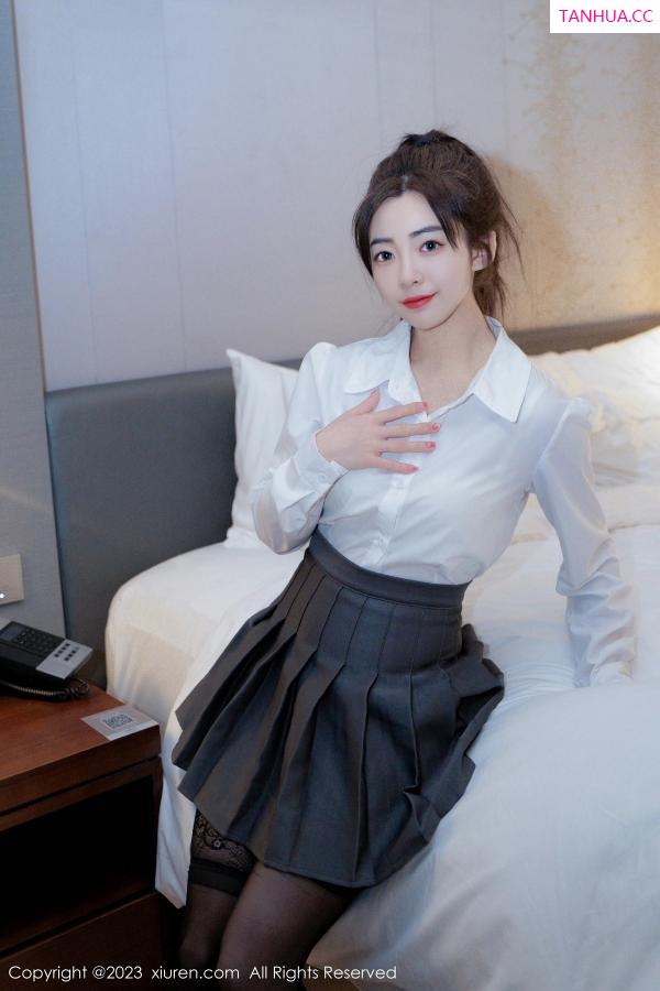   [XiuRen]高清写真图 2023.03.21 No.6444 星子柒kiki 黑丝美腿第7张图片